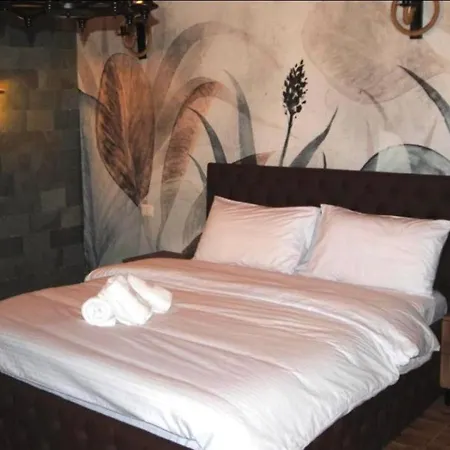 Keshtjella Xhabeqos Apartmán *